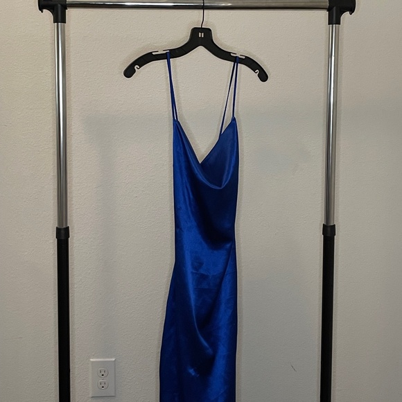 Nichole Lynel Va Va Voom Feather Dress - Picture 3 of 5